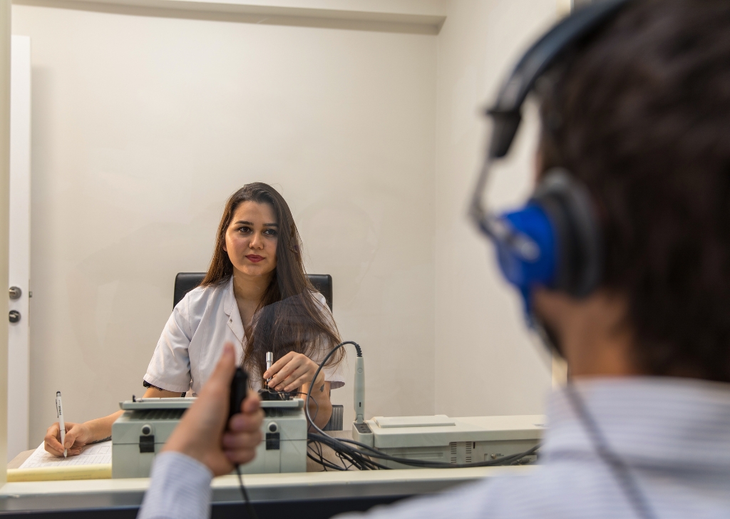 tiêu chí lựa chọn máy đo thính lực phù hợp